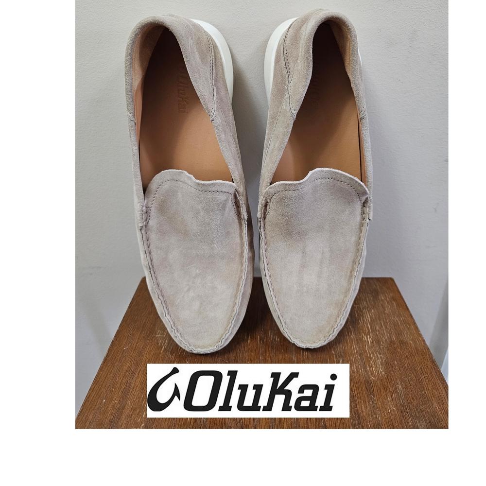 OluKai Ka’a Loafer Men's 11.5 Italian Suede Oatmeal Tan Like-new